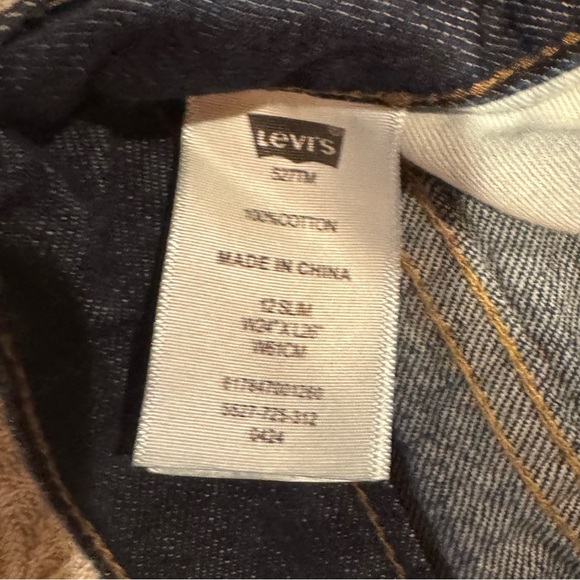 Girl’s Levi's Indigo Boot Cut Jeans - Picture 4 of 5